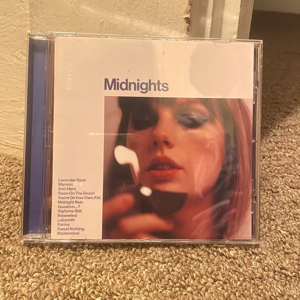 Midnights Taylor Swift Moonstone CD. Never used, Opened.